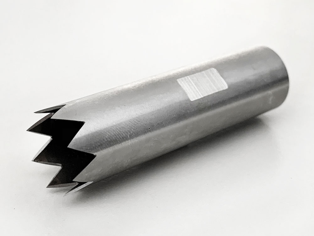 Punch Toothed Knives with Male Thread
